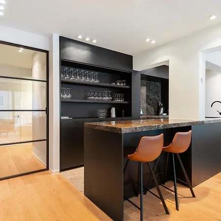 Hyper-luxeappartement, Zeezicht, Centrum, Airco, Optie Hotelservices Apartman